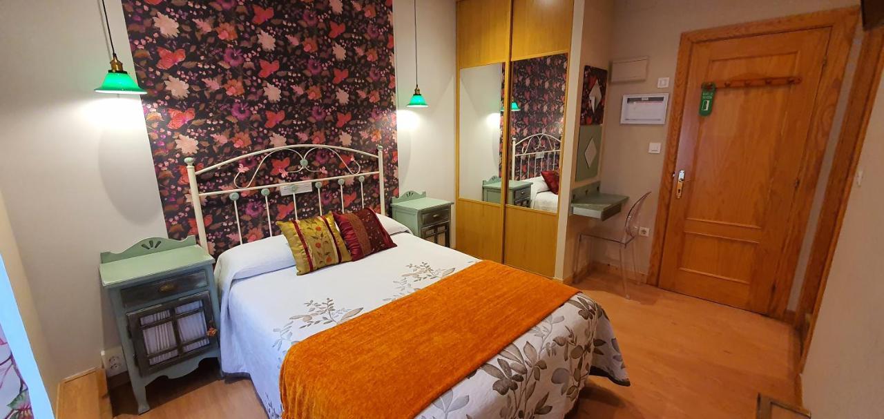 Hosteria Villa De Castro 카스트로우르디알레스 외부 사진