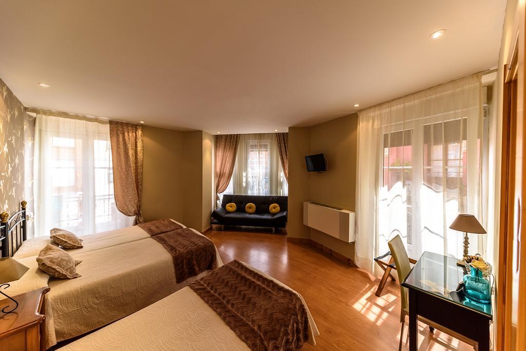 Hosteria Villa De Castro 카스트로우르디알레스 외부 사진