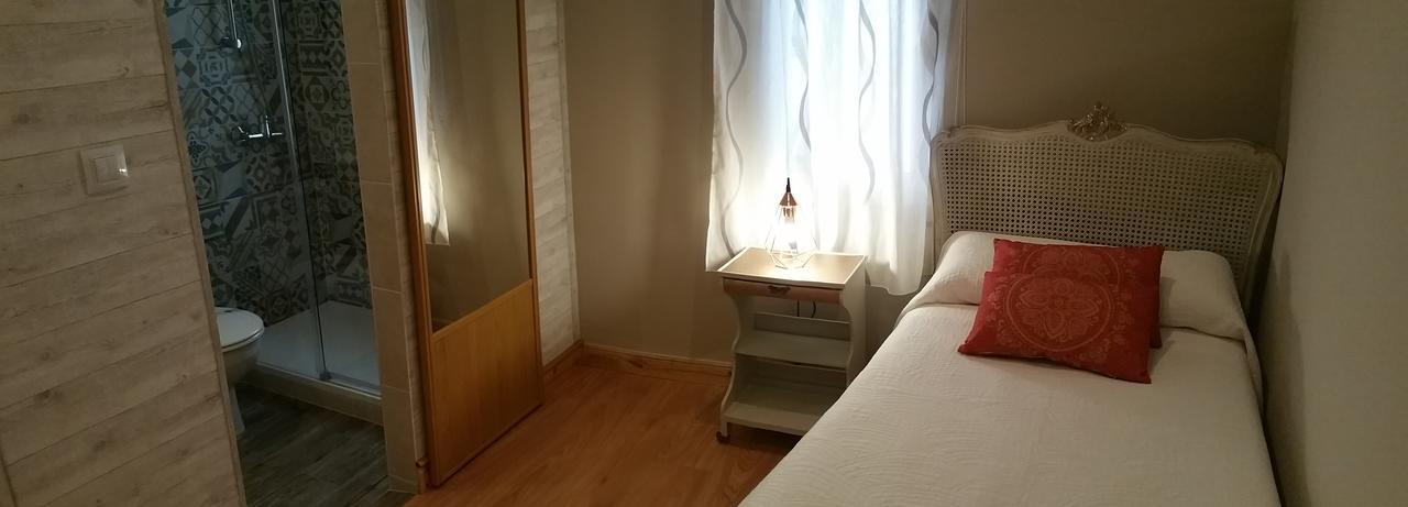 Hosteria Villa De Castro 카스트로우르디알레스 외부 사진